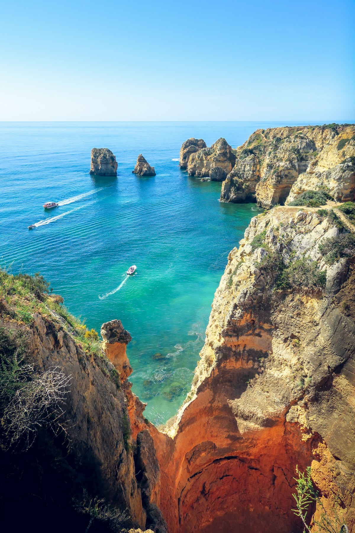Vue de la côte portugaise depuis les falaises : arrêts sauvages loin des foules